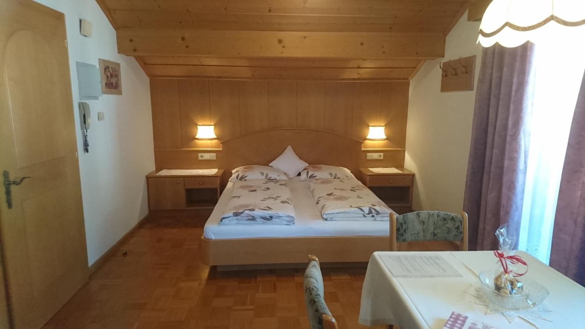 Ploner Apartment *